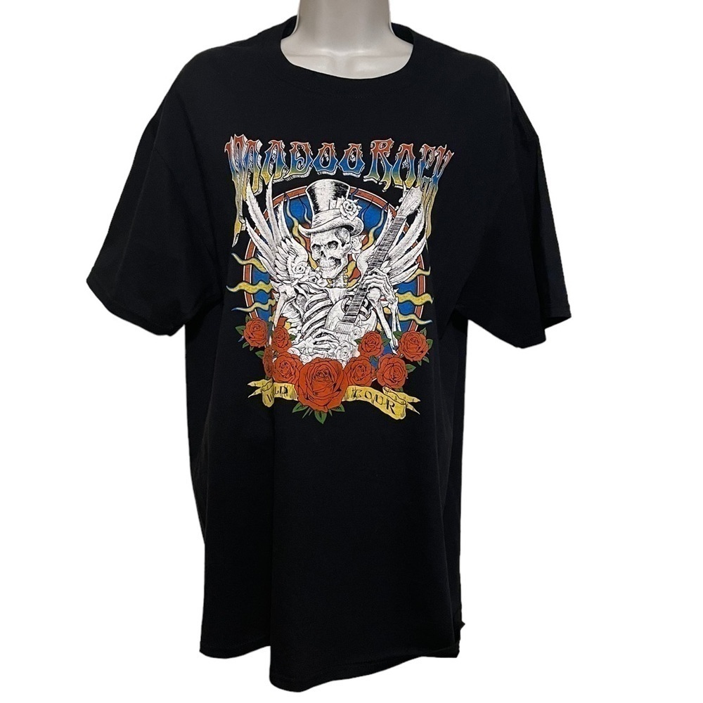VooDoo Rock World Tour Short Sleeve Tshirt Black Retro graphic tee